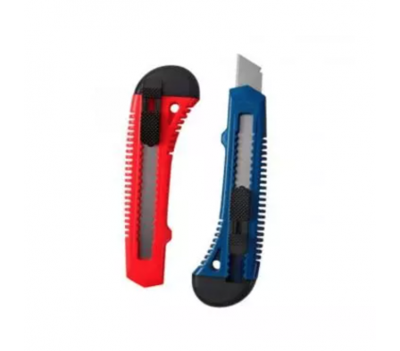 Cutter plástico mediano 